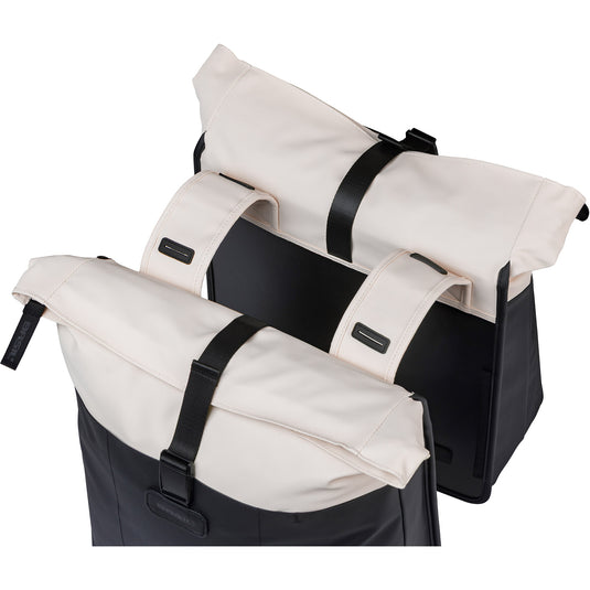 Basil dubbele fietstas vive 28-35l 14 x 30 x 38 cm - wit zwart