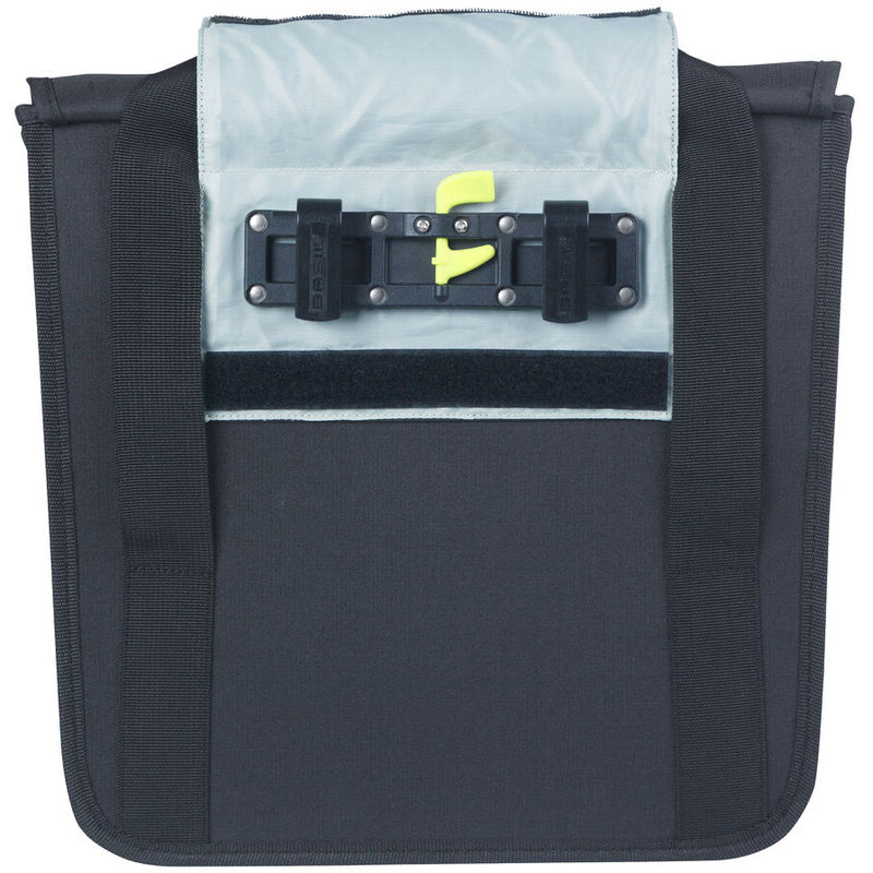 Load image into Gallery viewer, Basil enkele fietstas go 16 liter - zwart
