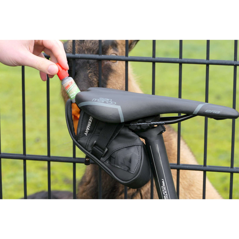 Load image into Gallery viewer, Cyclon pakket plant based travel kit
