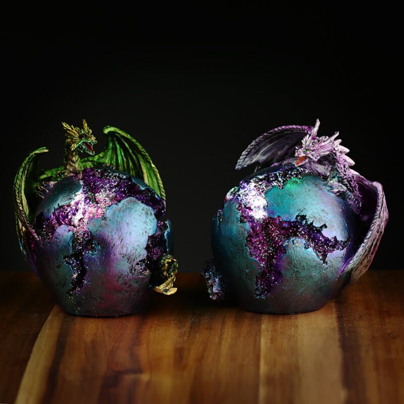 Load image into Gallery viewer, Dark legends led geode drakenei
