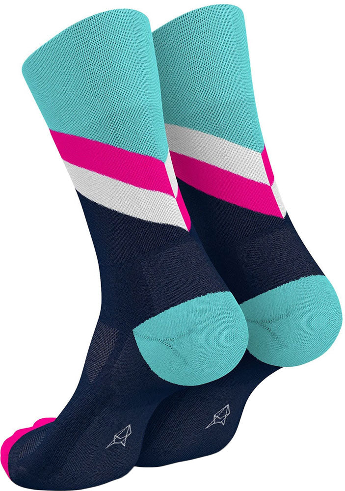 Load image into Gallery viewer, Incylence ultralight apex - socks | 35-38
