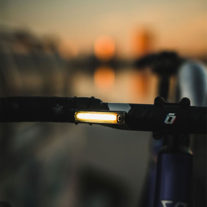 Load image into Gallery viewer, Knog plus front - black
