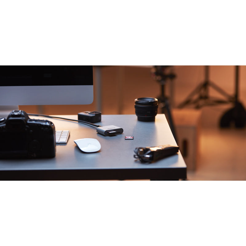 Load image into Gallery viewer, Kingston Workflow SD Reader
