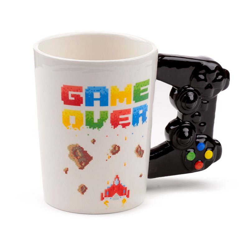 Load image into Gallery viewer, Game over - gevormd handvat keramiek mok
