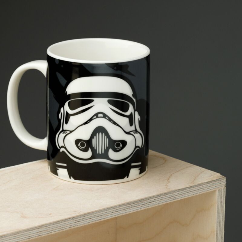 Load image into Gallery viewer, The original stormtrooper zwart porselein mok
