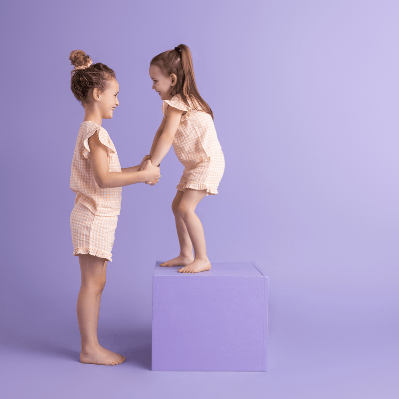 Load image into Gallery viewer, Sunset grid | oranje wit meisjes set strand- muslin
