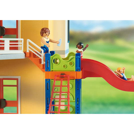PLAYMOBIL City Life Zwembadfeest met Glijbaan 70987