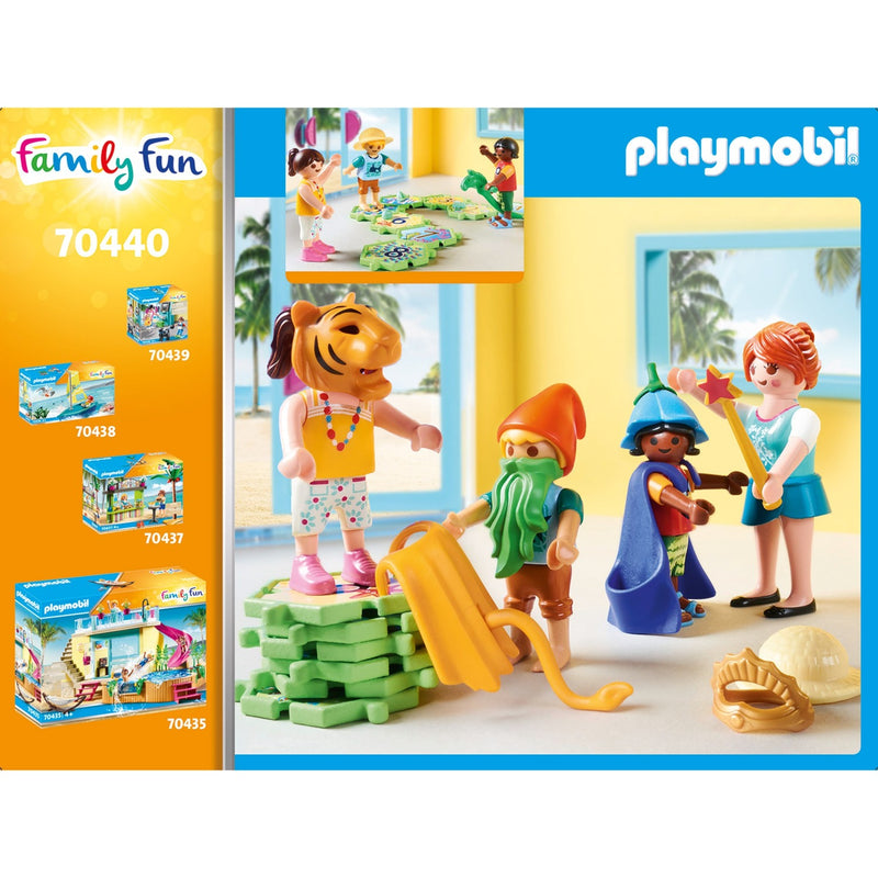 Load image into Gallery viewer, Playmobil Family Fun Club 70440
