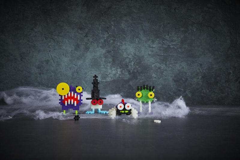 Load image into Gallery viewer, Plus plus plus-plus creepy critters – bolt (5176)
