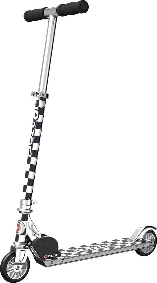 Step a checked out - black white razor (13073086)