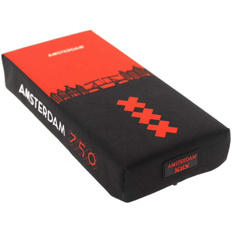 Load image into Gallery viewer, Amsterdam t goois matras voor me kleine, bagegedrager kussen zwart rood
