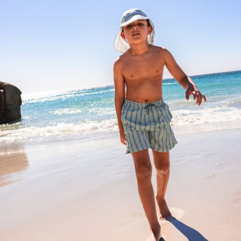 Load image into Gallery viewer, Resort stripe | groen wit gestreept uv zonnepetje
