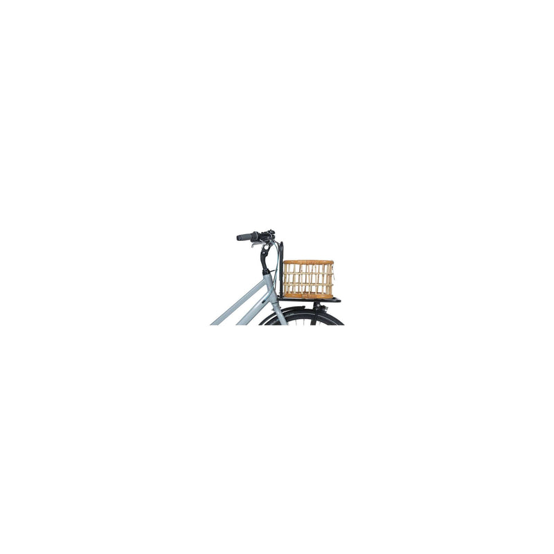 Load image into Gallery viewer, Basil Green Life - rotan fietsmand - medium - voorop natural bruin
