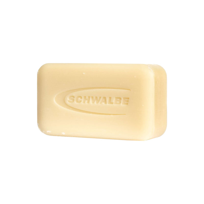 Load image into Gallery viewer, Schwalbe Bike Soap Kit starterkit borstel en bio zeep
