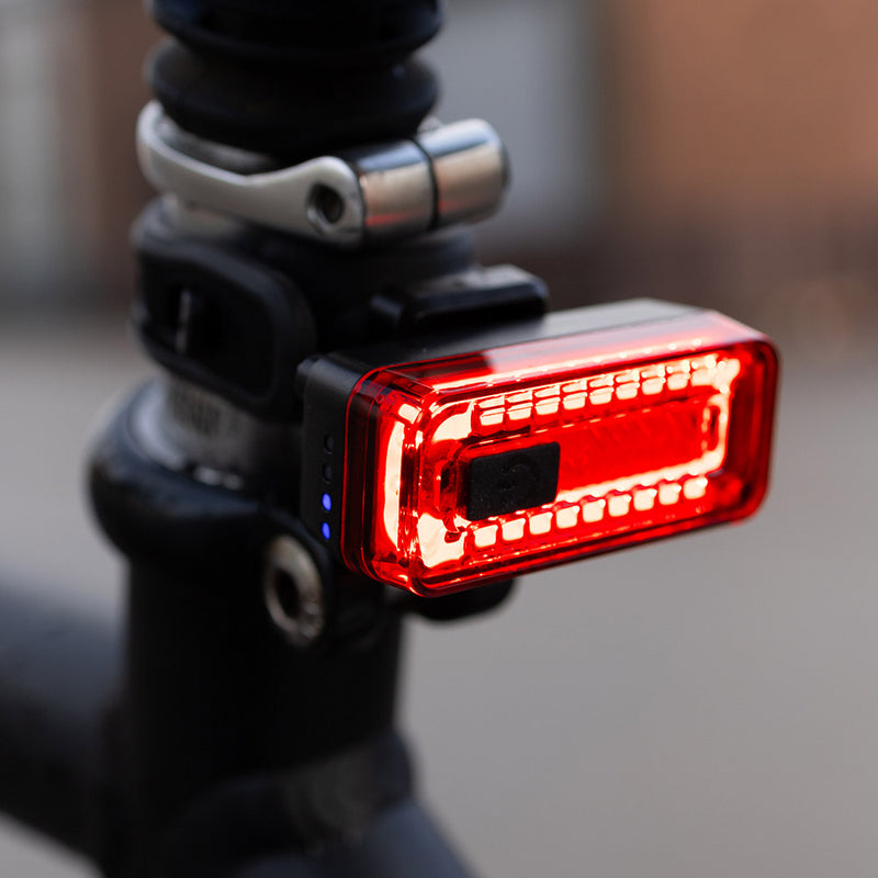 Load image into Gallery viewer, Simson achterlicht pocket usb-c rood
