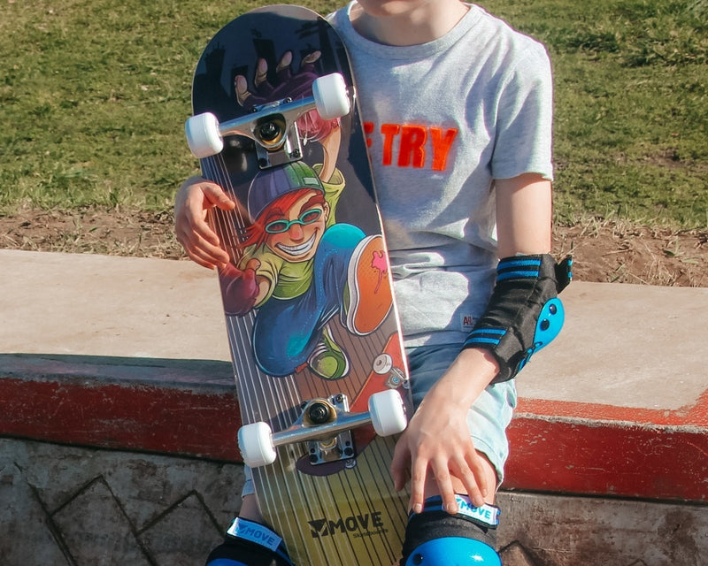 Load image into Gallery viewer, Move skateboard black hole : skater boy 71 cm abec7 (9914028)
