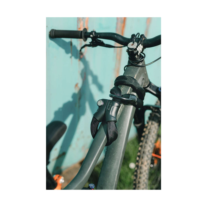 Load image into Gallery viewer, Abus fietsslot kettingslot - infinity loop 1806 - security level 6 - zwart - 110 cm - geschikt voor elektrische fietsen en stadsfietsen
