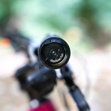 Stan's incredible dart handlebar mount