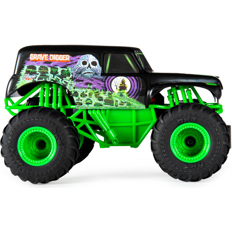 Load image into Gallery viewer, Spin Master Monster Jam Grave Digger
