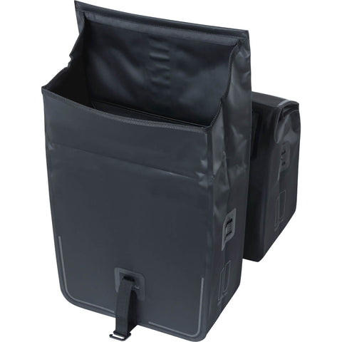 Basil dubbele tas Urban Dry 50-liter solid black 17659