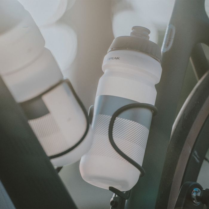 Load image into Gallery viewer, Topeak water bottle 650ml - white
