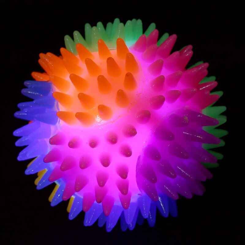 Load image into Gallery viewer, Puntige stuiterbal met led 7cm
