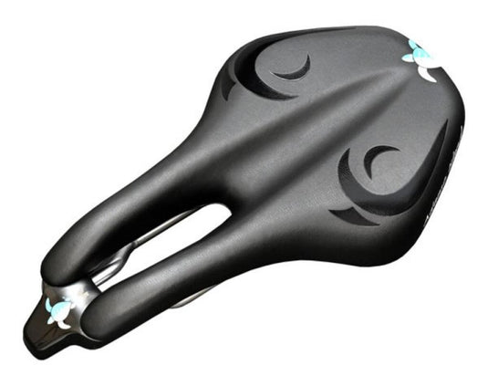 Adamo island zadel reef, race