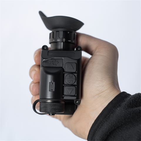 Load image into Gallery viewer, AGM StingIR-384 Tactical Warmtebeeldcamera met Helm Montage
