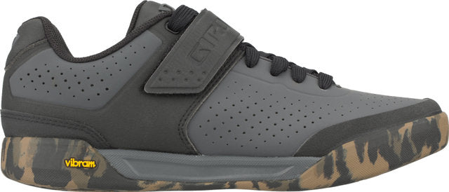 Load image into Gallery viewer, Giro chamber ii shoes
