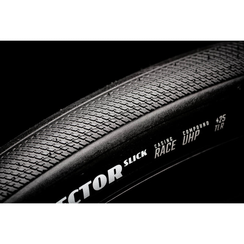 Load image into Gallery viewer, Goodyear - connector slick race tlr 700x40c
