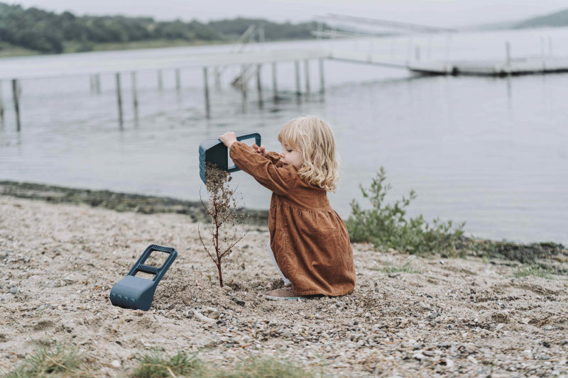 Load image into Gallery viewer, Dantoy bioplastic grote zandset (76-delig)
