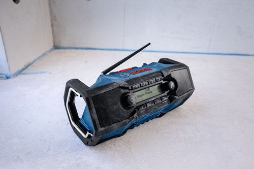 Afbeelding laden in galerijviewer, Bosch blauw gpb 18v-3sc accuradio | fm, dab+ en bluetooth | zonder accu's en lader - 06014a3300

