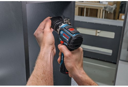 Afbeelding laden in galerijviewer, Bosch blauw gsr 12v-32 fc professional accuschroefboormachine - flexiclick | 2 x 2,0 ah accu's | + opzetstukken - 06019n7101
