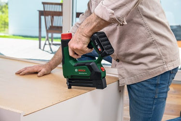 Bosch groen advancedtacker 18v-25 nietmachine tacker | incl. afstands- en draadgeleider | zonder accu en lader - 06032a7100