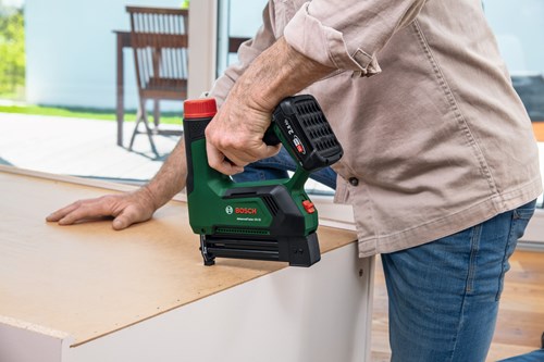 Load image into Gallery viewer, Bosch groen advancedtacker 18v-25 nietmachine tacker | incl. afstands- en draadgeleider | zonder accu en lader - 06032a7100
