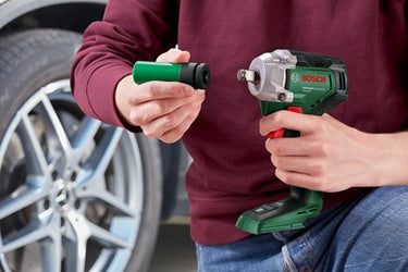 Bosch groen bosch home and garden universalimpactdrive 18v-350 0603980305 accu-draaislagmoeraanzetter 350 nm 18 v aantal meegelever