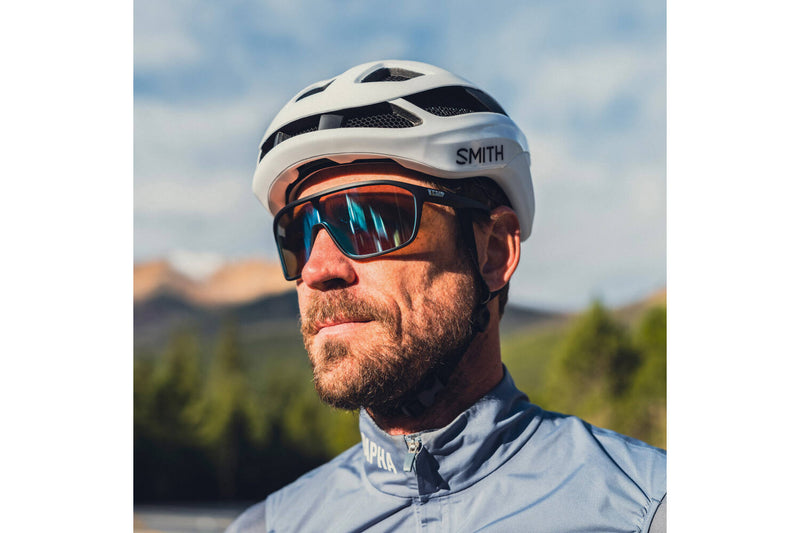 Load image into Gallery viewer, Smith Trace helm mips matte white
