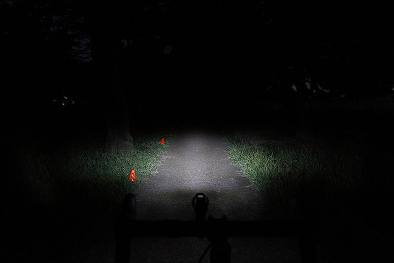 Load image into Gallery viewer, Cateye gvolt45 rechargeable front light
