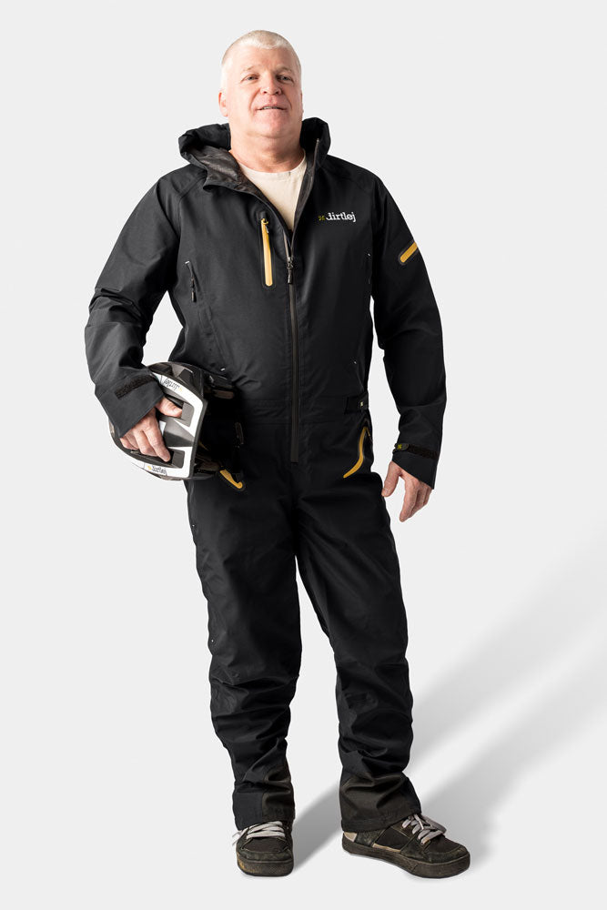 Load image into Gallery viewer, Dirtlej dirtsuit core ed. loose cut v2.0 - mud suit
