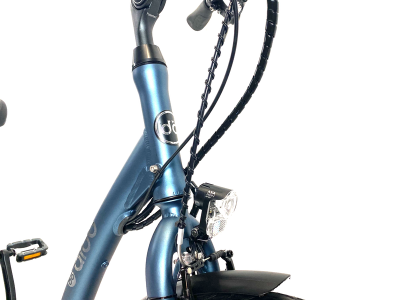 Load image into Gallery viewer, Kwadie aldo e-bike lage instap 28 - 46 cm. 7gvl - 9.0 ah 324wh led display 20 km h mystery blue mat
