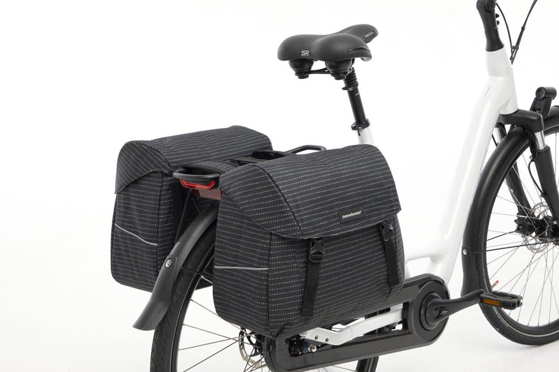 Load image into Gallery viewer, Joli dubbele fietstas MIK adapter - waterafstotend polyester - 37L - 1.7kg - Nomi Black - sportieve fietstas
