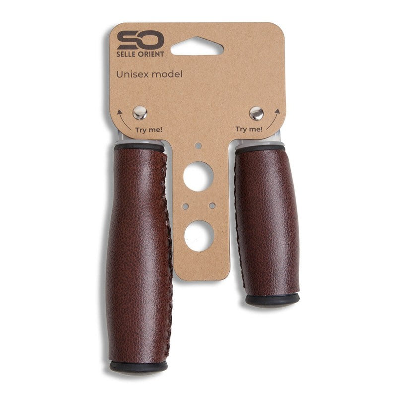 Load image into Gallery viewer, Falko import export selle orient set handvatten kunstleer bruin 135 92 mm.
