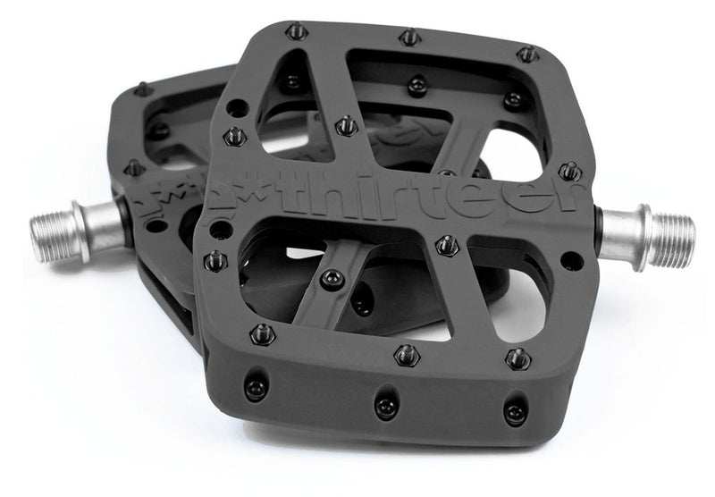Load image into Gallery viewer, E*thirteen base platform pedals
