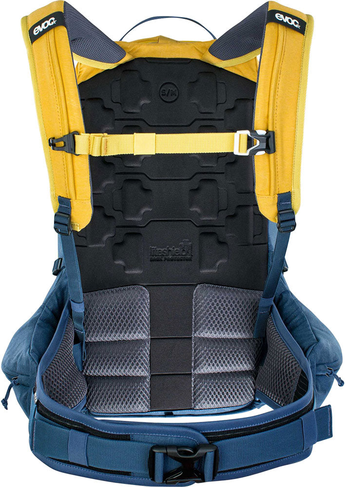 Load image into Gallery viewer, Evoc trail pro 26l - protector backpack | s m
