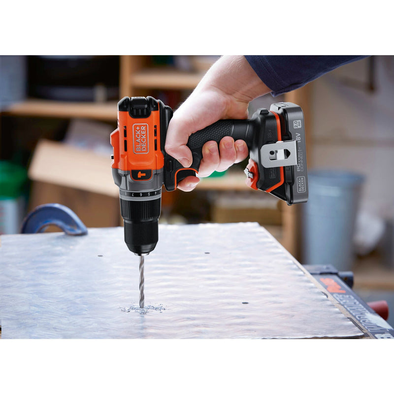 Load image into Gallery viewer, Black+decker 18v 2.0ah schroefklopboormachine (zwart oranje, accu en oplader inbegrepen.)
