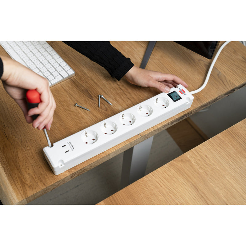 Load image into Gallery viewer, Brennenstuhl bremounta stekkerdoos 5-voudig met 2 usb c-laadcontactdozen stekkerdoos (wit, 2x usb c)
