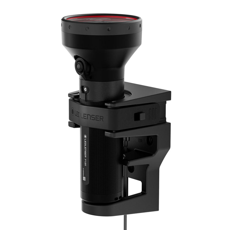 Load image into Gallery viewer, Ledlenser p18r zaklamp (zwart, 6500 lm, 6000-7500k)
