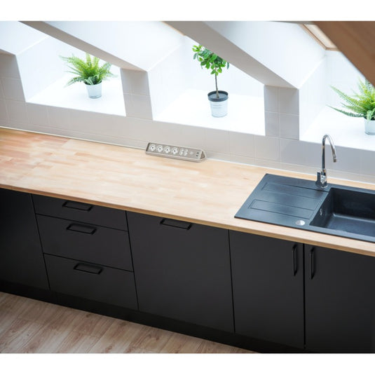 Brennenstuhl estilo hoekstopcontact 4-voudig met usb-oplaadfunctie stekkerdoos (wit roestvrij staal)
