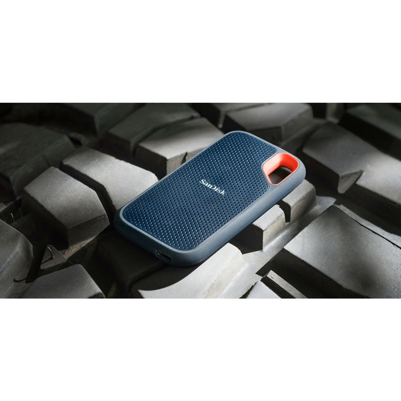 Load image into Gallery viewer, Sandisk extreme portable v2, 2 tb externe ssd (zwart oranje, sdssde61-2t00-g25, usb-c)
