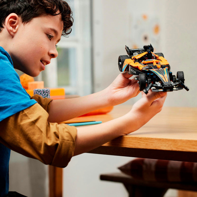 Load image into Gallery viewer, Lego technic - neom mclaren formula e racewagen constructiespeelgoed (42169)
